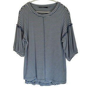 hazel brand blue/white striped short-sleeve top w/ ruffle detail sz M